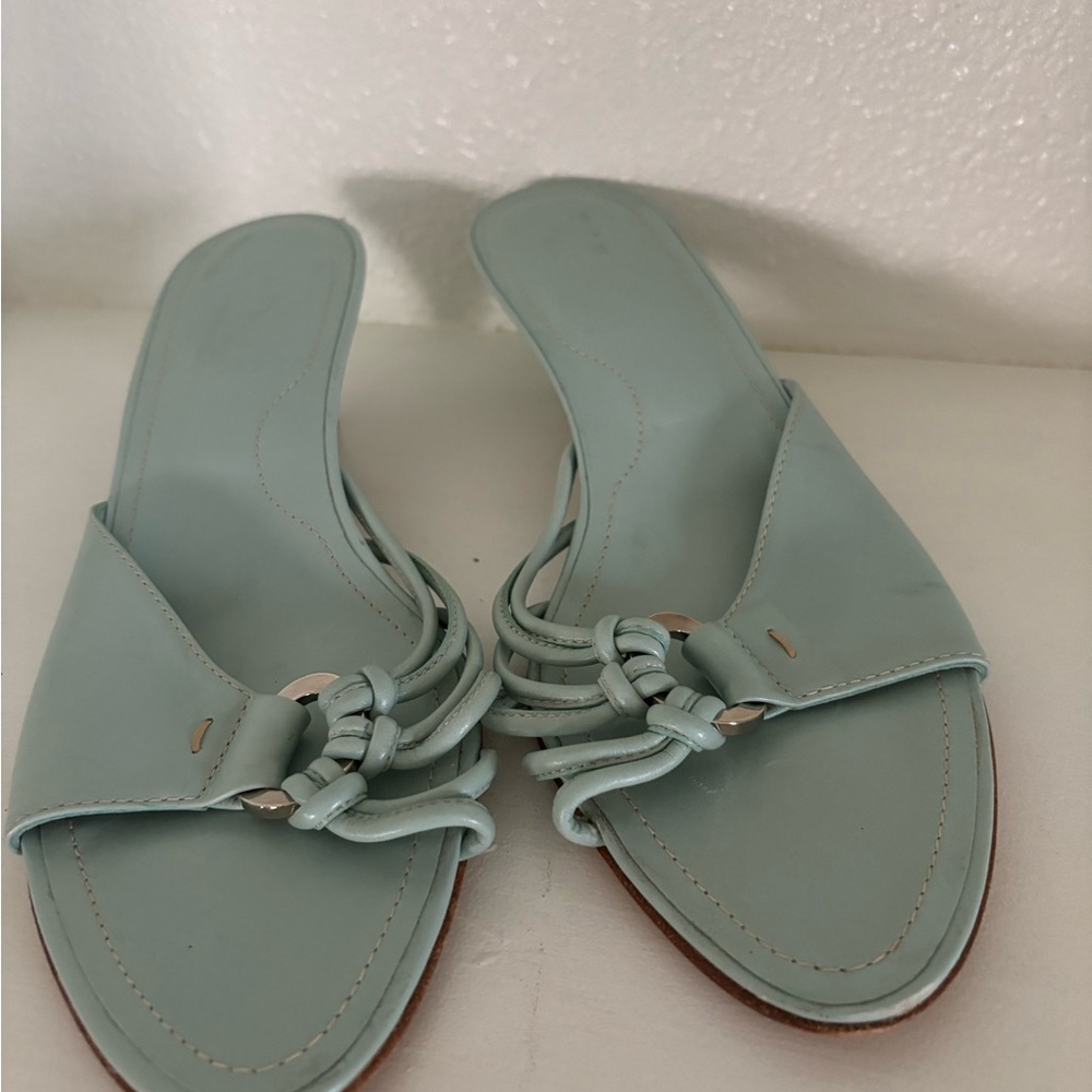 TOD’S Summer Slides Size 9